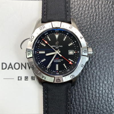 [브라이틀링] 남성용 어벤져 지엠티 44mm 나일론줄 오토매틱 2836-2 타입 블랙 다이얼 bre6057