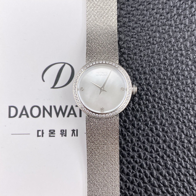 
[디올] 여성용 라디드 사틴 25mm 다이아몬드 쿼츠 무브먼트 화이트 자게 다이얼 dio1007