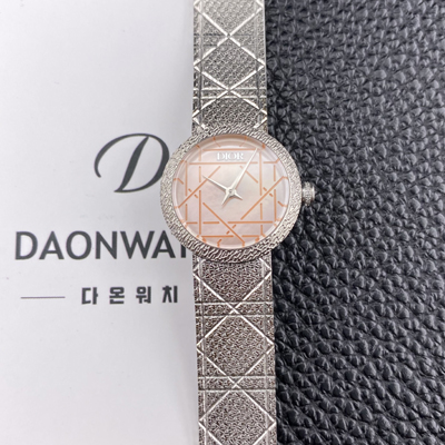 
[디올] 여성용 라디드 사틴 25mm 쿼츠 무브먼트 핑크 자게 다이얼 dio1012