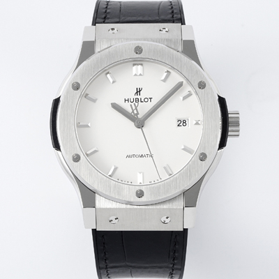 [휴블렛] 남성용 클래식 퓨전 542.NX.2611.LR 42mm 오토매틱 2892 타입 가죽/러버 믹스 화이트 다이얼 hub2138