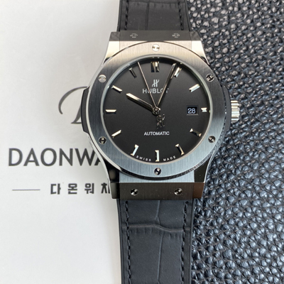 [휴블렛] 남성용 클래식 퓨전 511.NX.1171.LR 42mm 오토매틱 2892타입 블랙 다이얼 hub2141