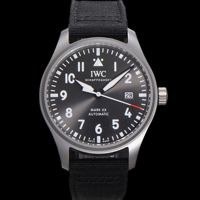 [아이더블유씨] 남성용 파일럿 마크20 파트루이유 IW328209 오토매틱 9015 타입 40mm 티타늄소재 나토천/나일론 줄 그레이 다이얼 iwc4071