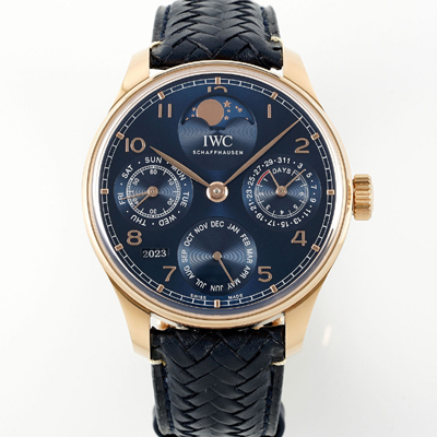 [아이더블유씨] 남성용 포루투기즈 IW503312 퍼페추얼 캘린더 싱글 문 44mm 18k 로즈골드 오토매틱 무브먼트 블루 다이얼 iwc4109
