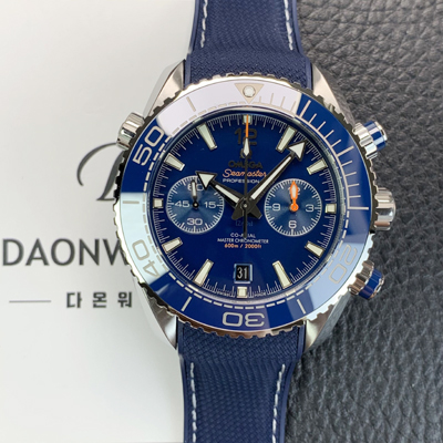 [오메가] 남성용 씨마스터 신제품 215.33.46.51.03.001 플래닛 오션 600m 코액시얼 마스터 크로노미터 45.5mm 크로노그래프 오토매틱 Cal.9900 타입 블루 다이얼 omg0199