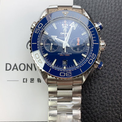 [오메가] 남성용 씨마스터 신제품 215.30.46.51.03.001 플래닛 오션 600m 코액시얼 마스터 크로노미터 45.5mm 크로노그래프 오토매틱 Cal.9900 타입 블루 다이얼 omg0202