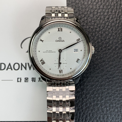 [오메가] 남성용 드빌 스몰 434.10.41.20.02.001 세컨즈 마스터 크로노미터 41mm 오토매틱 Cal.8802 타입 실버 다이얼 omg0210