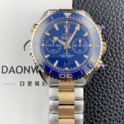 [오메가] 남성용 씨마스터 신제품 215.20.46.51.03.001 플래닛 오션 600m 코액시얼 마스터 크로노미터 45.5mm 크로노그래프 오토매틱 Cal.9900 타입 블루 다이얼 omg0251