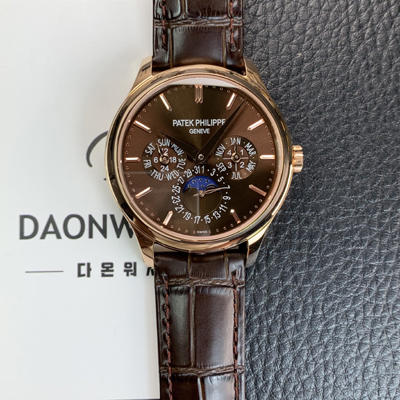 [파텍필립] 남성용 퍼페추얼 캘린더 18K 로즈골드 5140 가죽줄 40mm 오토매틱 Cal.240 타입 브라운 다이얼 pat2246