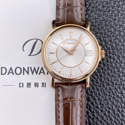 [파텍필립] 남성용 칼라트라바 5153R 가죽줄 18K 로즈골드 38mm 오토매틱 Cal.324 타입 화이트 다이얼 pat2281