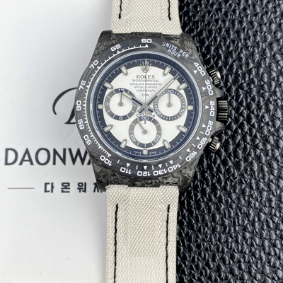 [로렉스]남성용 데이토나 DIW 포지드카본 커스텀 40미리 크로노그래프 오토매틱 Cal.4130 무브먼트 화이트 다이얼 rol5652