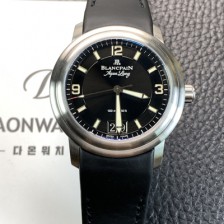 [블랑팡] 남성용 르망 그랜드 데이트 오토매틱 40mm 러버 우레탄줄 블랙 다이얼 bla4214