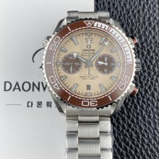 [오메가] 남성용 씨마스터 신제품 215.32.46.51.09.001 플래닛 오션 600m 코액시얼 마스터 크로노미터 45.5mm 크로노그래프 오토매틱 Cal.9900 타입 베이지 다이얼 omg0255