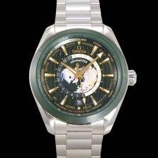 [오메가] 남성용 씨마스터 1:1수제공정형 220.30.43.22.10.001 아쿠아테라 150M GMT 월드타이머 43미리 오토매틱 Cal. 8938 타입 메탈줄 그린 다이얼 omg20246