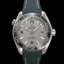 [오메가] 남성용 씨마스터 신제품 215.32.44.21.06.001 플래닛 오션 600m 코-액시얼 마스터 크로노미터 43.5mm 오토매틱 Cal.8900 타입 우레탄줄 그레이 다이얼 omg20251