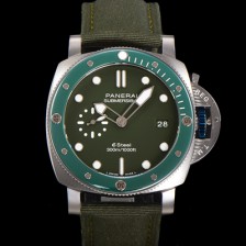 [파네라이] 남성용 서브머시블 베르데 스메랄도 PAM01287 오토매틱 Cal P. 900 타입 44mm 그린 다이얼 pan5212