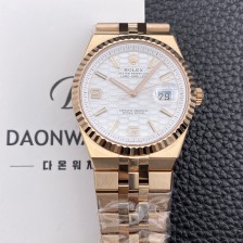 [로렉스] 남성용 랜드드웰러 m127335 플랫 주빌리 18K 로즈골드 40mm 오토매틱 Cal.7135타입 화이트 다이얼 rol5641