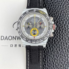 [로렉스]남성용 데이토나 DIW 포지드카본 커스텀 40미리 크로노그래프 오토매틱 Cal.4130 무브먼트 그레이 다이얼 rol5657