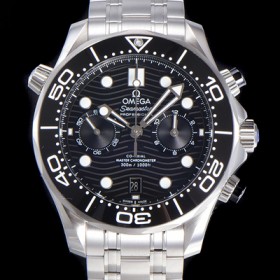 오메가 남성용 씨마스터 디버 300M 코엑시얼 크로노그래프 P. 9900타입 44mm 메탈줄 블랙다이얼 omg18072 실사 이미지