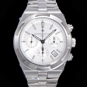 바쉐런콘스탄틴 남성용 오버시즈 크로노그래프 42mm 오토매틱 5500S 메탈줄 화이트다이얼 vac1135 실사 이미지