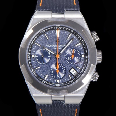 바쉐런콘스탄틴 남성용 오버시즈 크로노그래프 42mm 오토매틱 5500S 그레이다이얼 vac9115 실사 이미지
